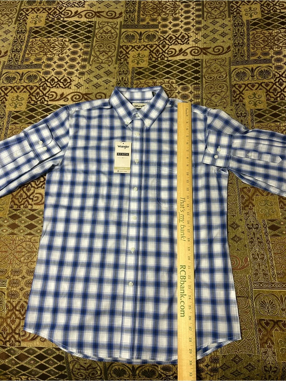 Wrangler Blue and White Plaid Button-Down Shirt